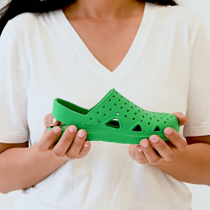 TS26 Kids Splash and Play Clog with Everywear® Technology 