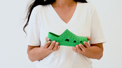 TS26 Kids Splash and Play Clog with Everywear® Technology 